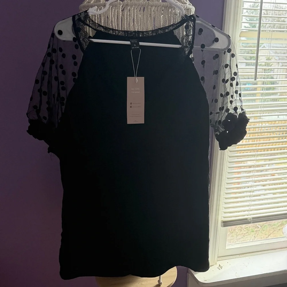 Emery rose black blouse NWT - Picture 2 of 6